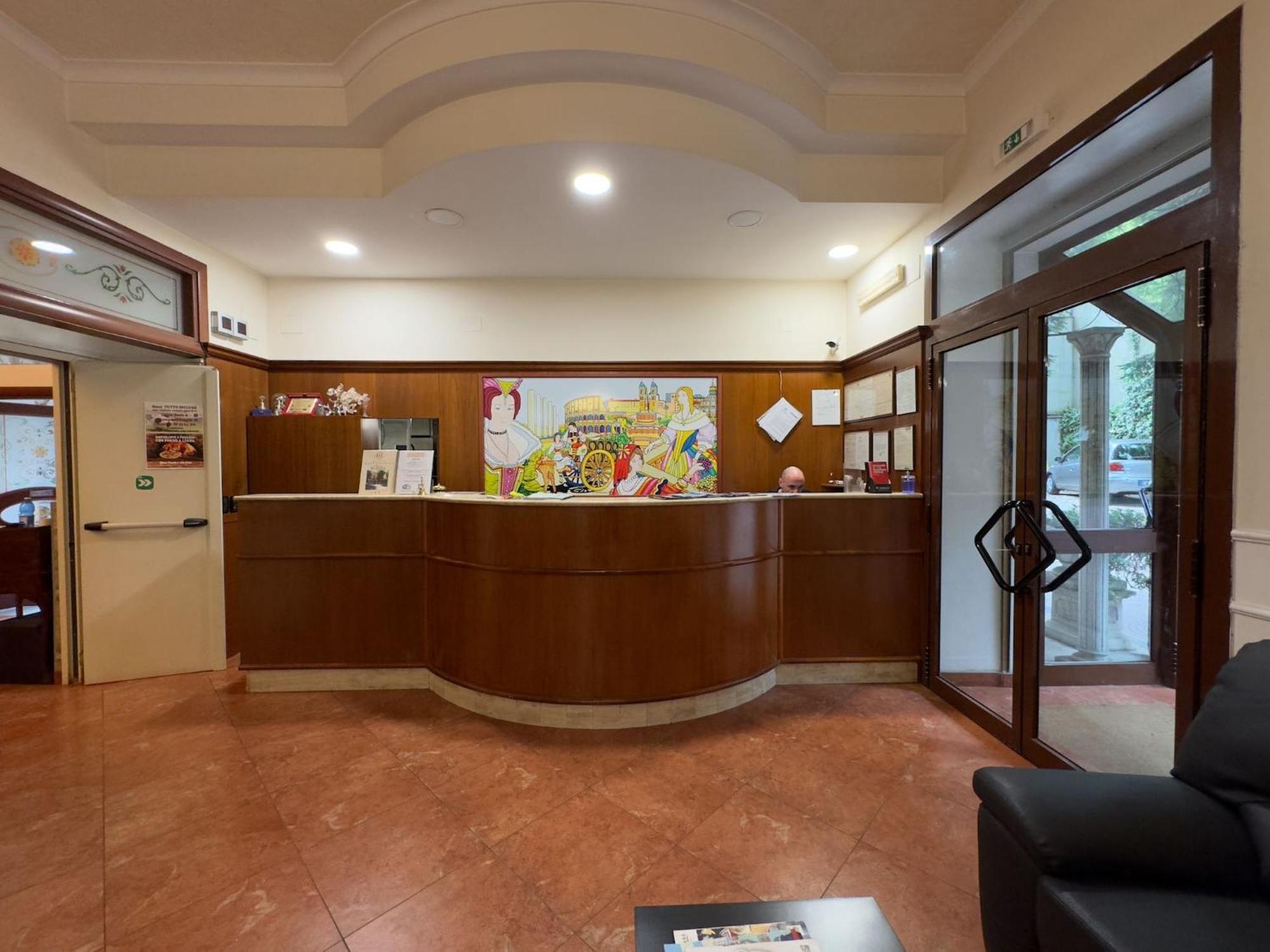 Hotel Villa Robinia Дженцано ди Рома Екстериор снимка